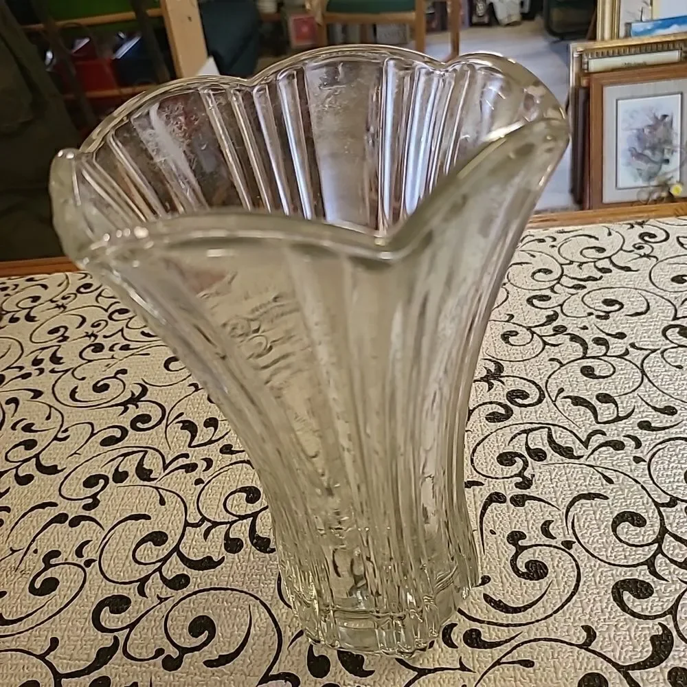 Anchor Hocking Vase